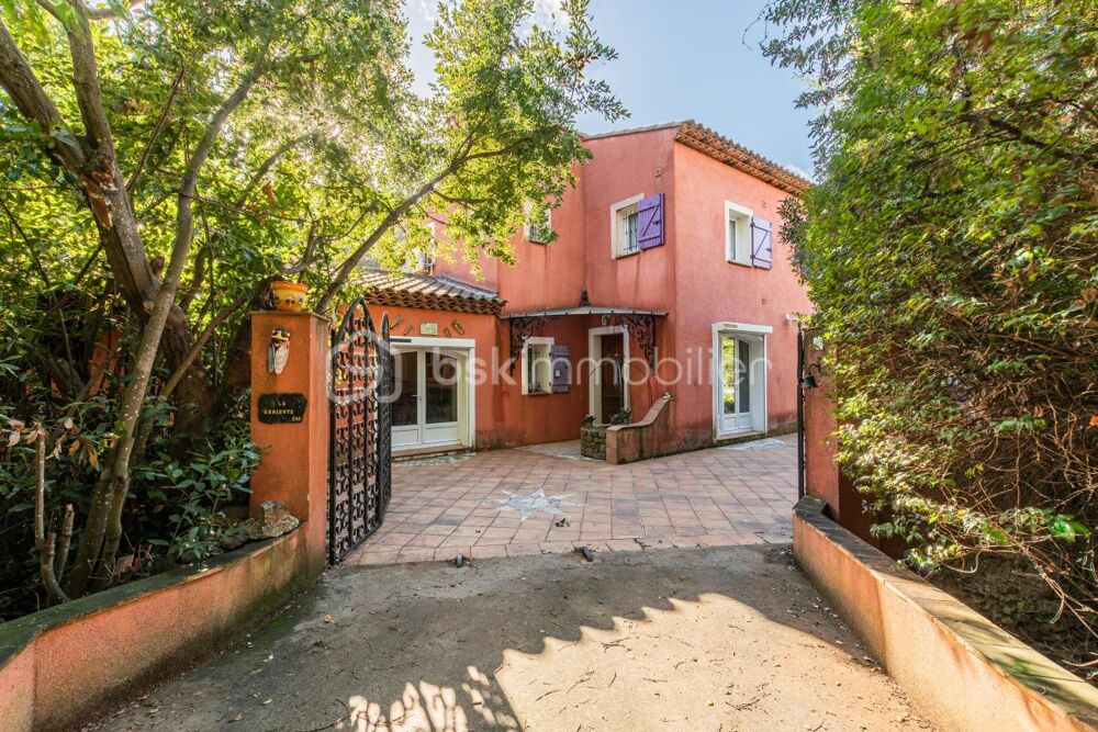 VIAGER : Achat Maison de Charme 7 pièces 192 m2 au Pradet - Les Oursinières