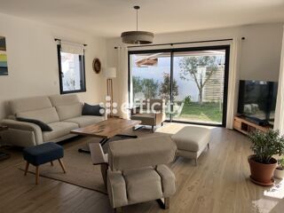  Maison à vendre 8 pièces 182 m²
