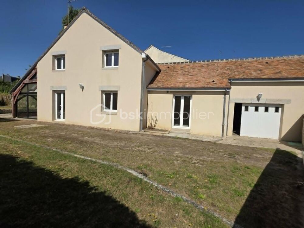Maison de 152m2 avec terrain agréable proche commodités