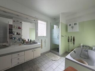  Maison à vendre 8 pièces 151 m²