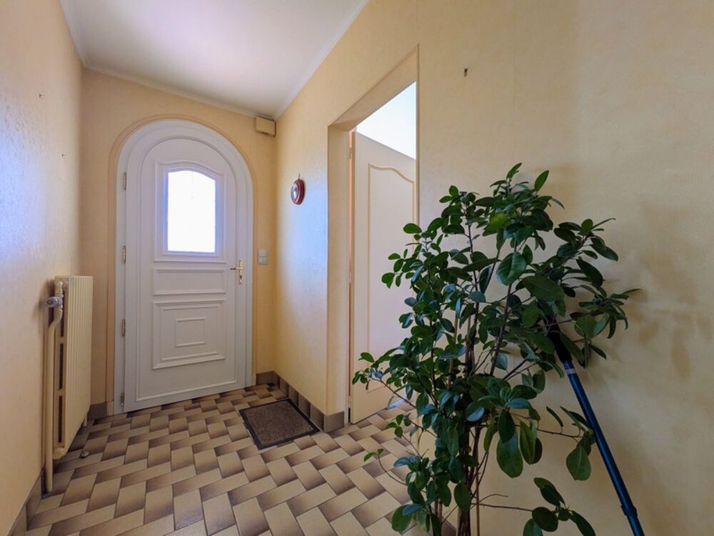 Maison à vendre 110m² SAINT PIERRE DES ECHAUBROGNES (79)