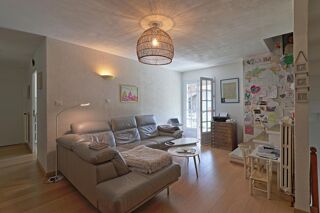  Maison à vendre 8 pièces 151 m²
