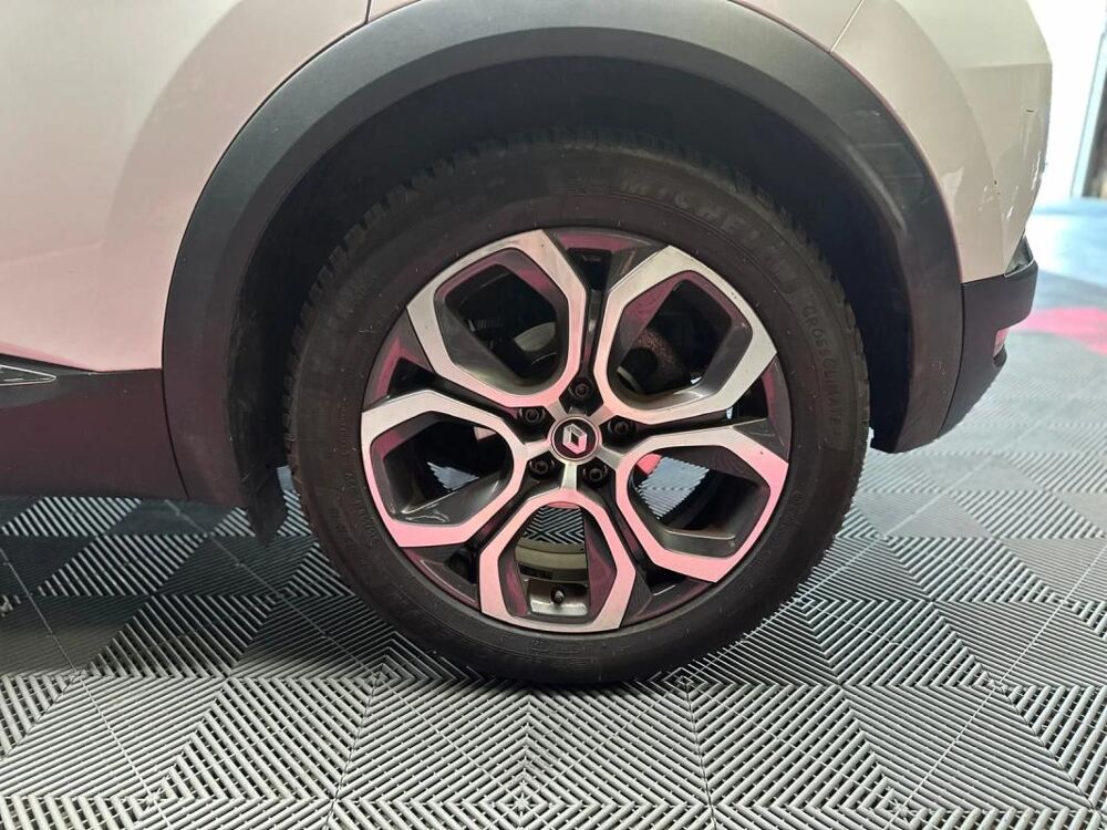 Captur II E-TECH HYBRIDE FAST TRACK - R&eacute;gulateur/limiteur CLIM Auto 2023 occasion 73000 Chambery