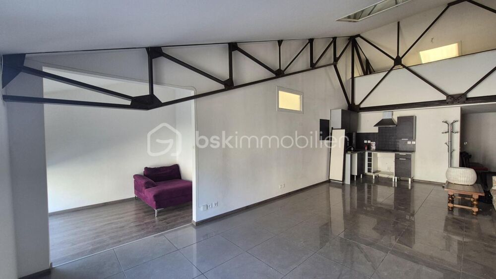 A VENDRE APPARTEMENT T3 DE 95M² A CERET - CENTRE VILLE PROCHE DE TOUS LES COMMERCES A PIED - SYNDIC BENEVOLE SANS CHARGE