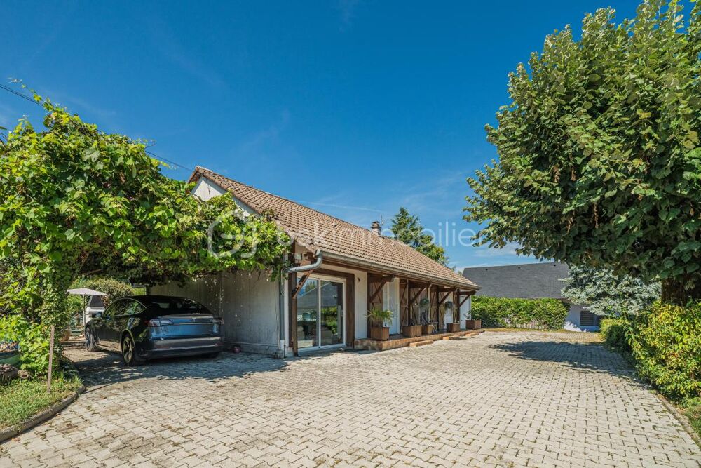 Vente Maison Maison de plain-pied – 3 chambres – Terrain constructible de 1 610 m² – Vue dégagée La biolle
