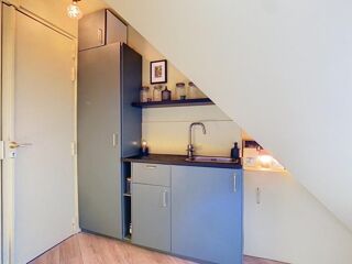 Vente Appartement METRO BONSERGENT - BD MAGENTA - STUDIO sur cour : 11,67 m² au sol (8,50 m² en LC) au 6ème et dernier étage AVEC ascenseur Paris 10