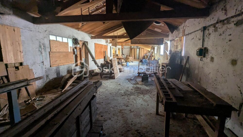 Vente Immeuble ANCIEN ATELIER AVEC GRAND TERRAIN Salt en donzy