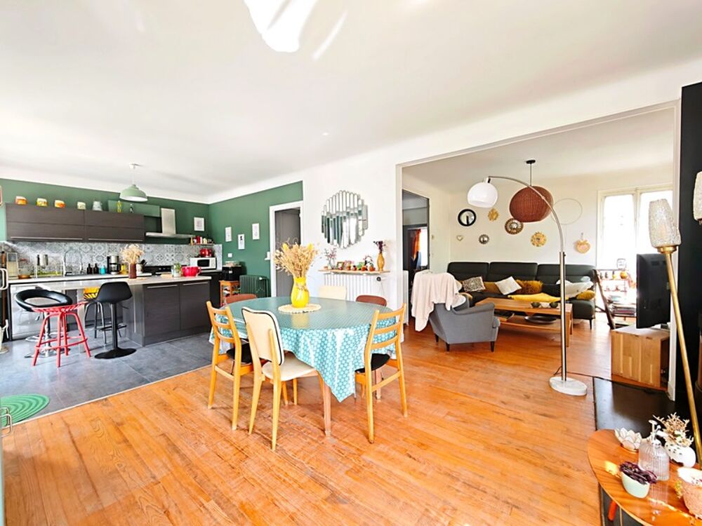 Maison 7 pièces 166 m² · à Riom · 166 m² · 350 000 €