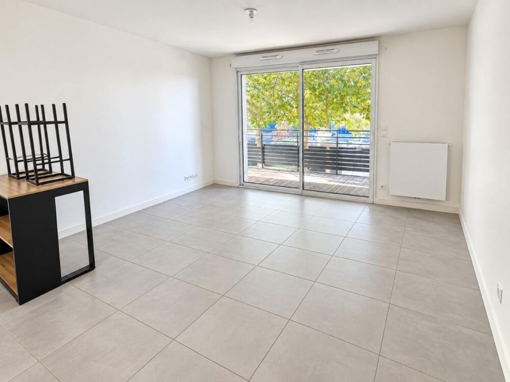 Location Appartement T3 avec terrasse et double parking à TOULOUSE Toulouse