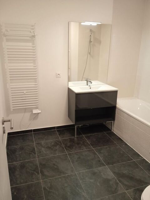  Appartement � louer 4 pi�ces 85 m�