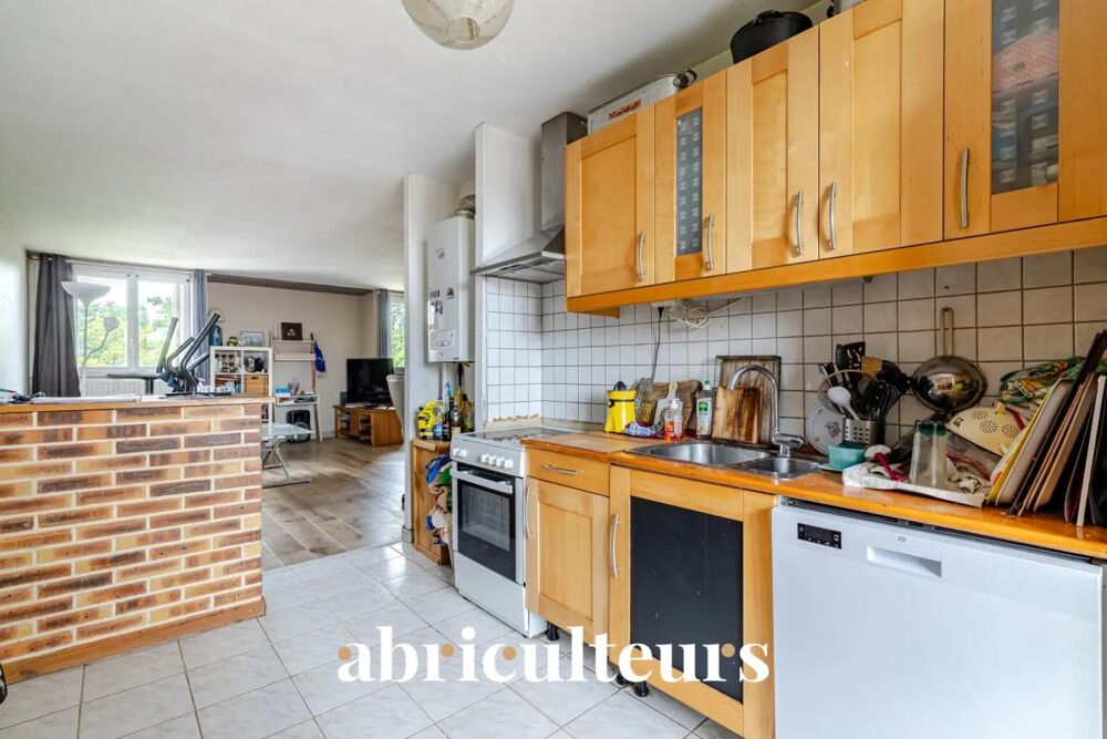 Vente Appartement Appartement 3 pièces de 77 m² – Dernier étage – Gennevilliers Gennevilliers