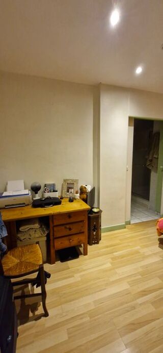  Appartement à louer 2 pièces 37 m²