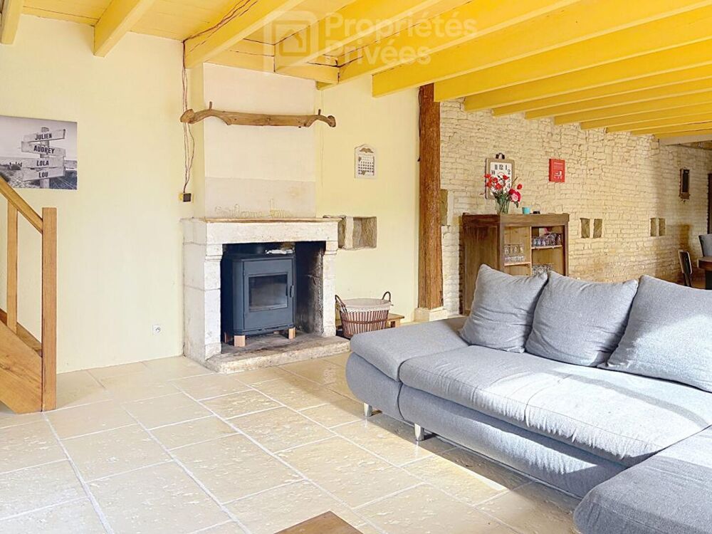 Vente Maison Longère de charme 135 m2 avec dépendances de 95 m2 Saint jean de liversay
