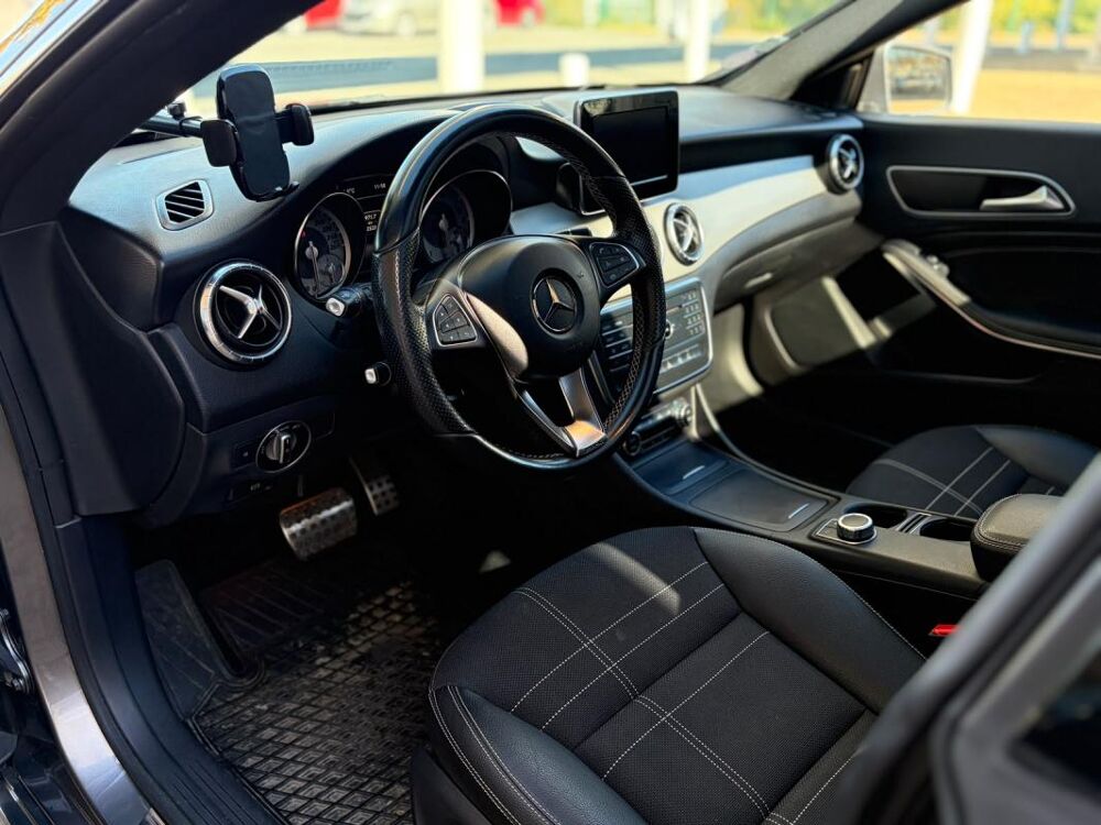 Classe CLA 200 Sensation 1.6 165Ch - Garantie / Reprise possible 2015 occasion 36300 Le Blanc