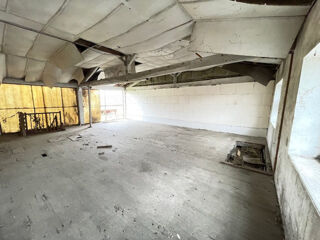  Remise / Grange � vendre 1 pi�ce 140 m�