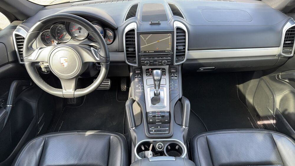 Cayenne 4.2 TD V8 382 4X4 Tiptronic 8 S - Toit ouvrant 2013 occasion 84210 Saint Didier