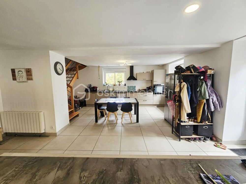 COUP DE COEUR  Longère rénovée, 5 chambres, grange et 2 000 m² de terrain près de Redon