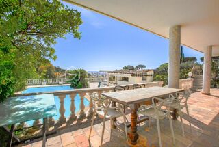  Villa à vendre 9 pièces 320 m²