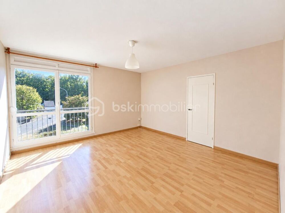 Appartement F3 de 59.61 m², Avon la Butte Montceau, cave et parking