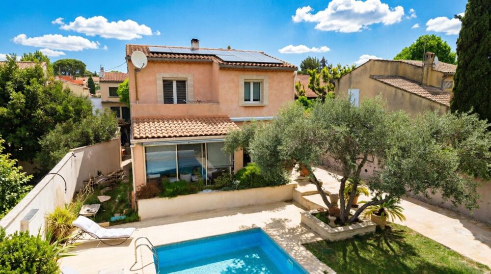 Vente Maison CARPENTRAS ? Villa 117 m² avec 3 chambres, bureau, piscine, jacuzzi et garage Carpentras