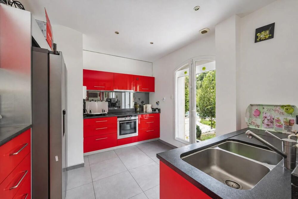 à vendre  Propriété/château Galluis (78490)