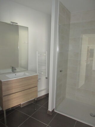  Appartement à louer 2 pièces 39 m²