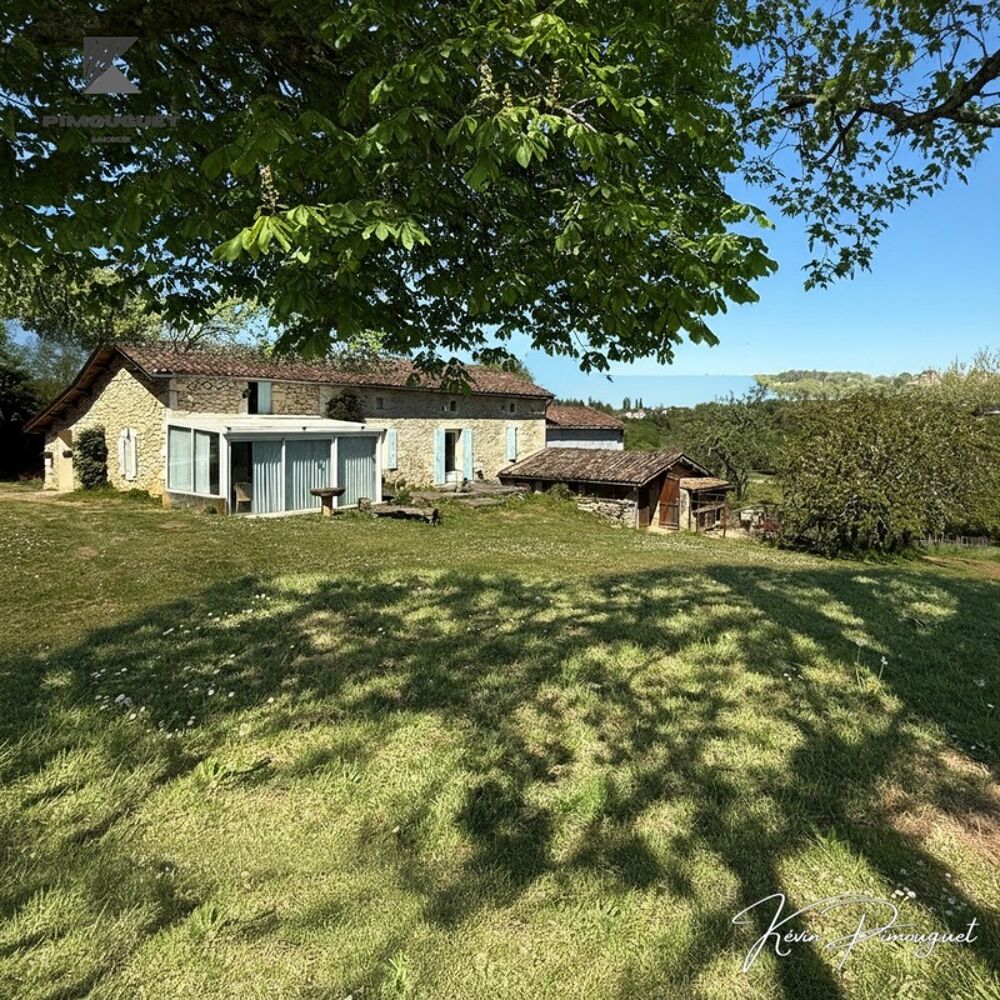 Ferme en pierre  Cadre idyllique avec vue dominante sur Ruch (Gironde)