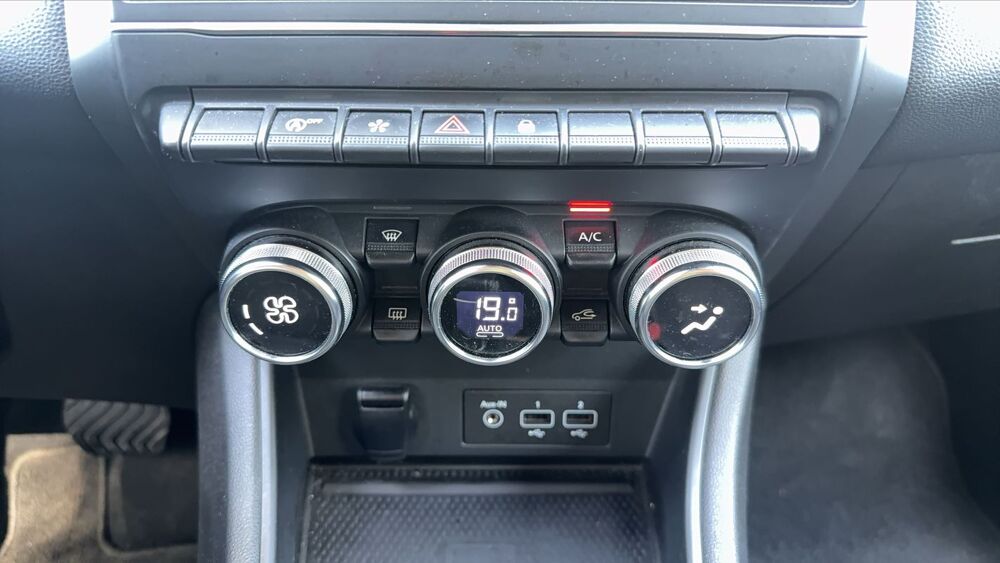 Captur 1.3 TCe 140 Mild Hybrid EDC7 Intens - Automatique Entretien 2022 occasion 13016 Marseille