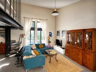 Vente Loft Appartement type loft de 65m² à Nîmes Nimes
