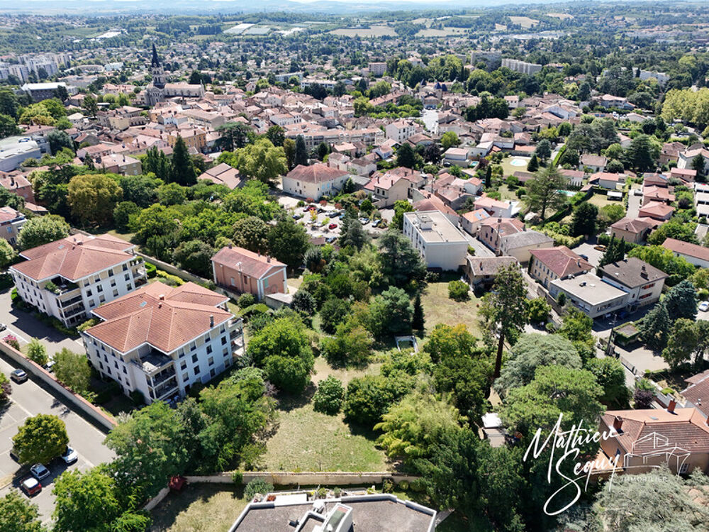 Vente Appartement Appartement en rez de jardin de 73.15m2 3 pièces avec extérieur de 91.97 m² SAINT GENIS LAVAL (69) Saint genis laval