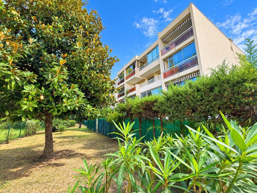 Vente Appartement Appartement à vendre 2 pièces LE CANNET (06) Le cannet