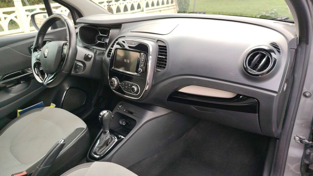 Captur 1.5 DCI ENERGY 90 Intens 2015 occasion 79000 Niort