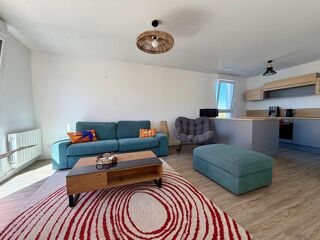  Appartement à louer 3 pièces 65 m²