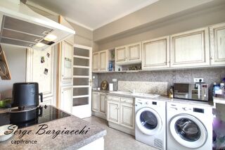  Appartement  vendre 6 pices 134 m