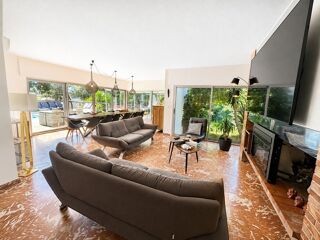  Villa à vendre 6 pièces 200 m²