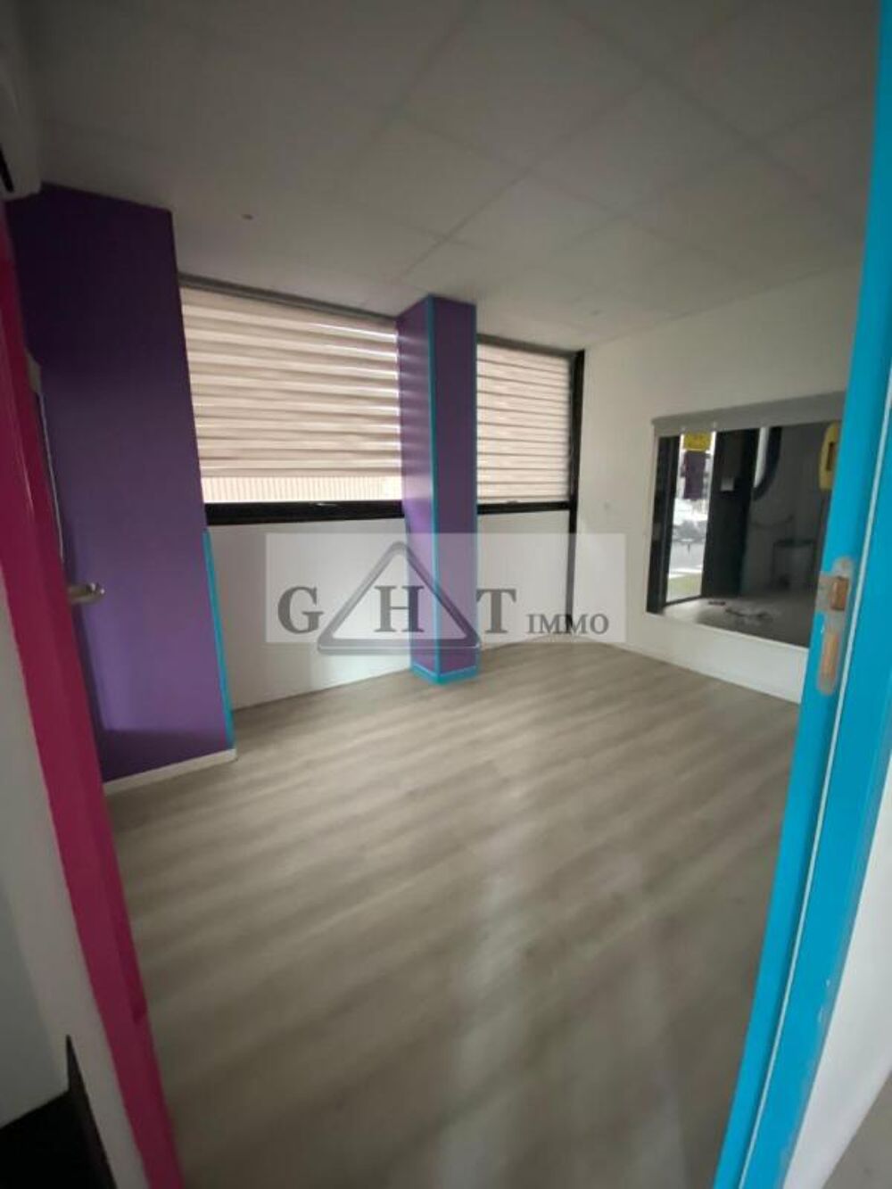   ENTREPOT BUREAUX 