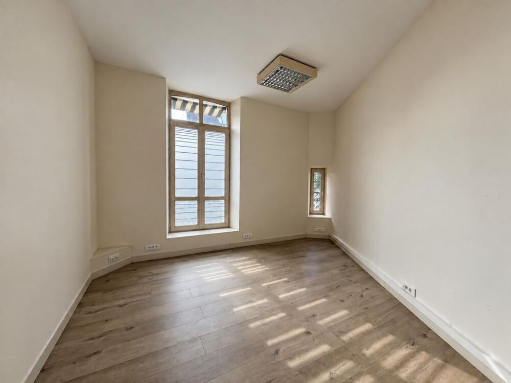 Vente Appartement À VENDRE – Plateau 190.3 m² à diviser – Le Mans Centre Le mans