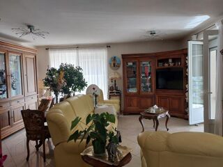  Maison � vendre 8 pi�ces 200 m�