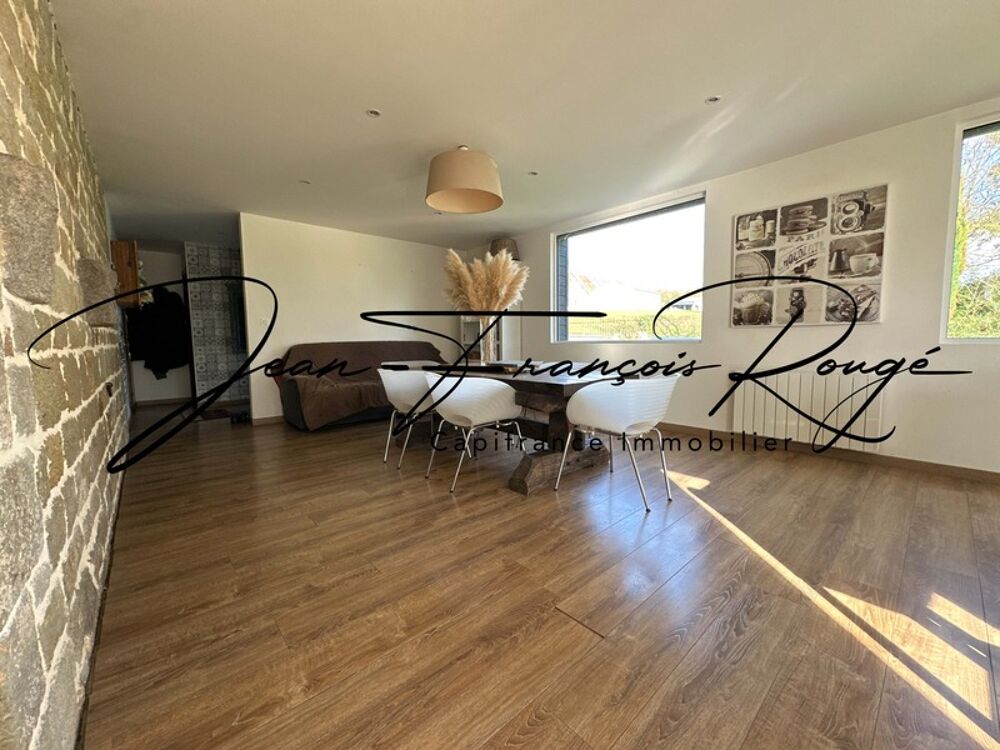 Vente Maison A trois kilomètres du centre de Tessy sur Vire, charmante maison en pierres rénovée d'une surface de 175 m² !!! Tessy sur vire