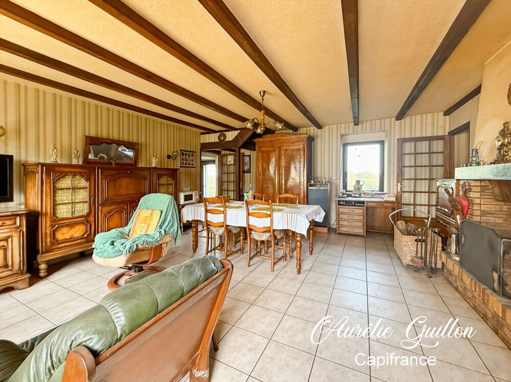 En exclusivité ! Longère en pierre  135 m² habitables, combles, dépendance et terrain