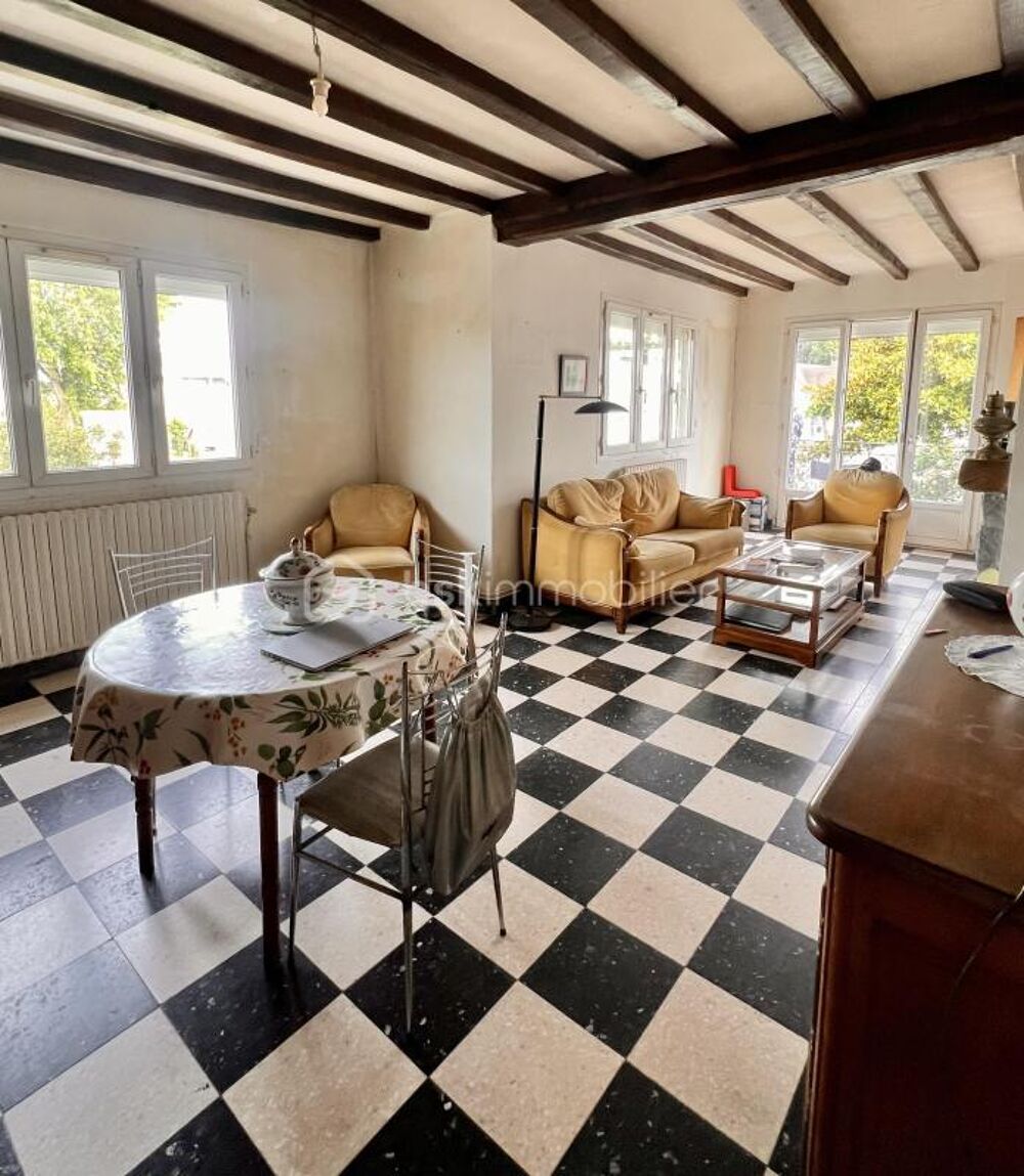 Maison familiale Bréhal centre