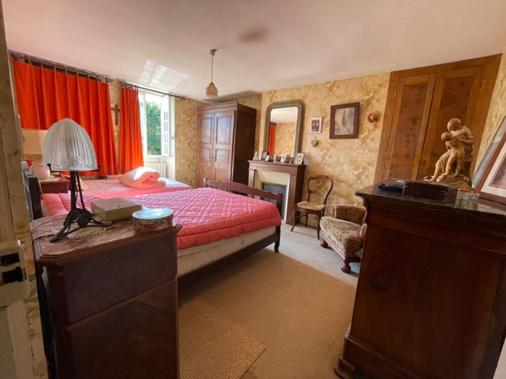 Vente Maison Maison à rénover plus maisonnette à saisir 58000€  BUSSIERE DUNOISE (23) Bussiere dunoise