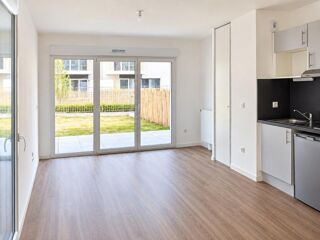  Appartement à louer 2 pièces 42 m²