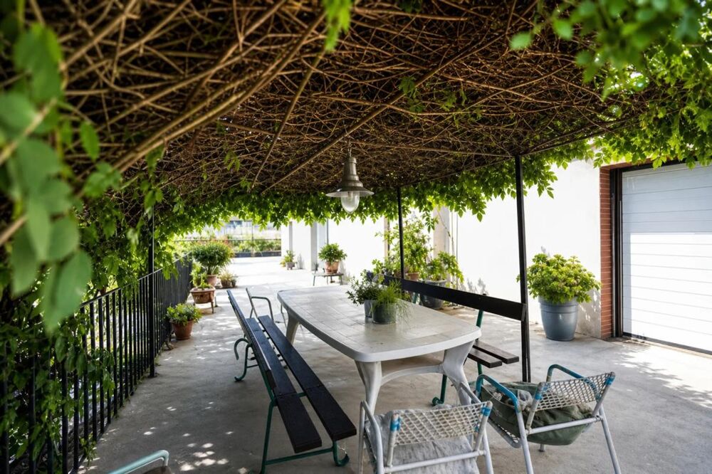 Maison de 8 pièces de 257 m² à Teillet