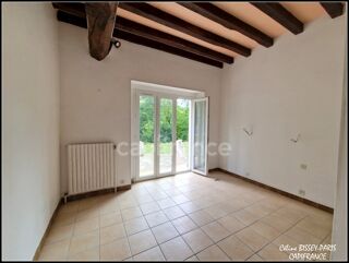  Maison  vendre 8 pices 245 m