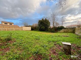  Terrain à vendre 921 m²
