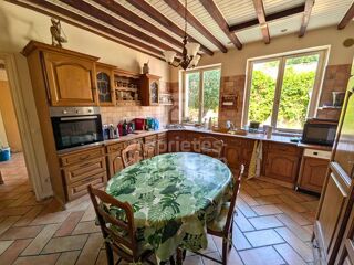  Maison à vendre 14 pièces 446 m²