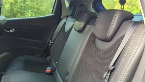 Clio 1.5 dCi 90 EDC6 Intens - Automatique 2017 occasion 78000 Versailles