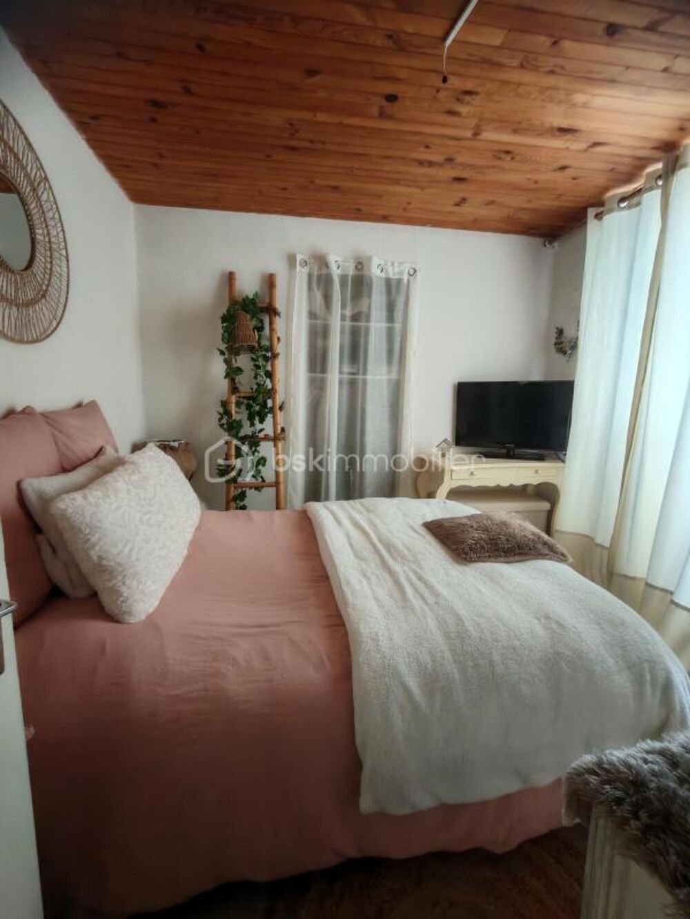 Vente Immeuble LOT DE 8 APPARTEMENTS + PARKING ET CAVES  330 M2 - BOURG SAINT ANDEOL- RENTABILITE 10% Bourg saint andeol