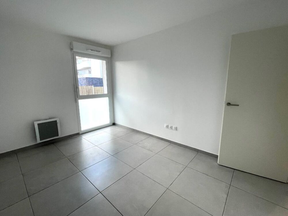 T3 avec balcon et parking à AGDE